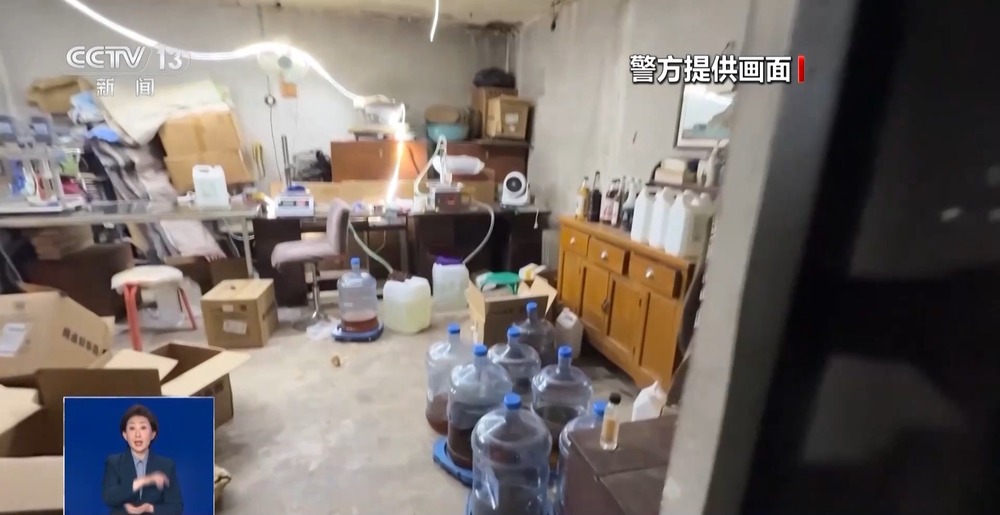 着旱厕 糖浆满是霉斑……简直黑了心了！A